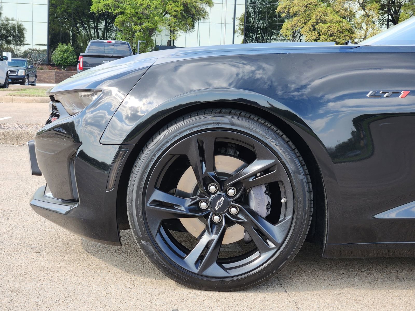 Used 2021 Chevrolet Camaro LT w/ RS Package image 8