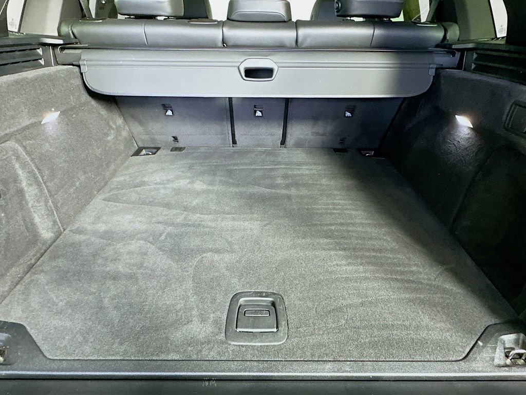 Used 2025 BMW X5 xDrive40i w/ Premium Package image 34