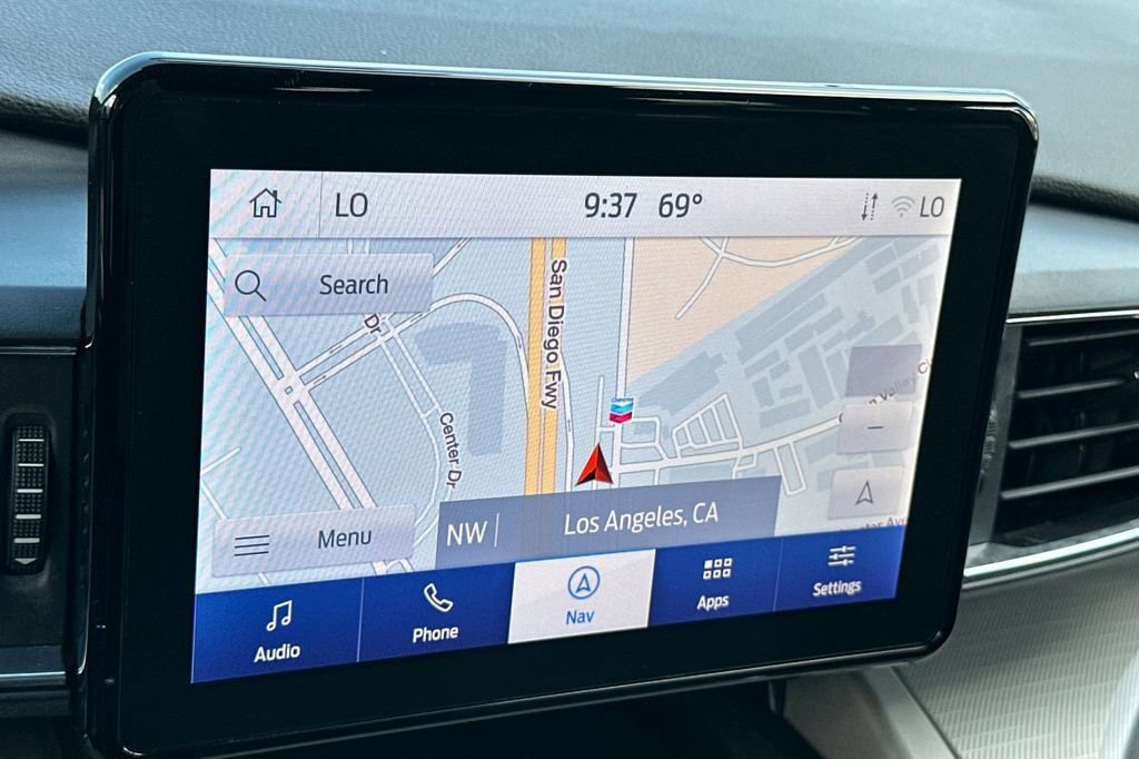 Certified 2023 Ford Explorer XLT w/ Equipment Group 202A image 23