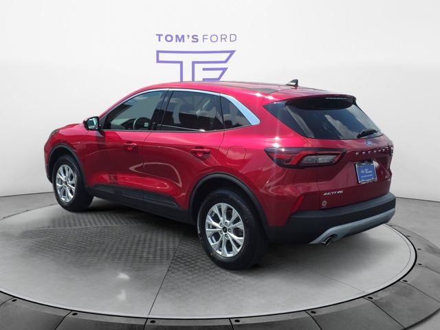 Certified 2023 Ford Escape Active w/ Tech Pack #2 AWD/4WD image 4