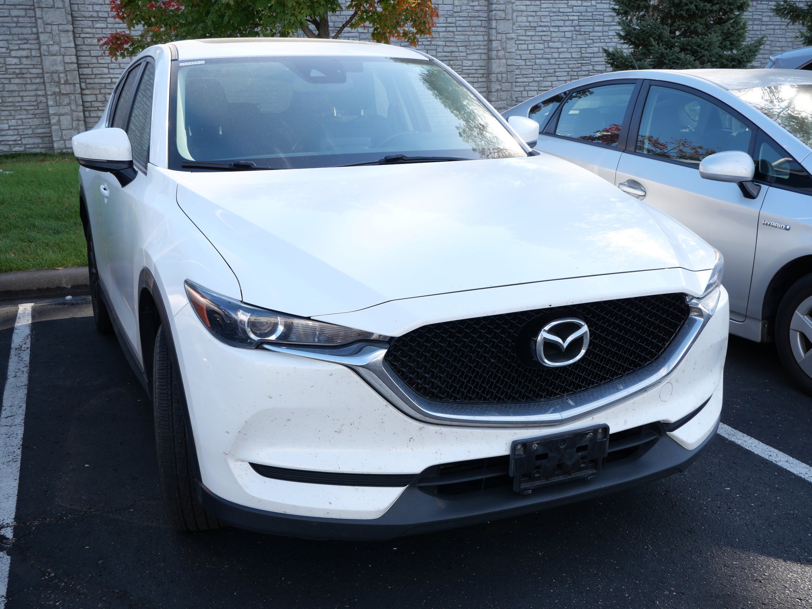 Used 2017 MAZDA CX-5 Touring w/ Preferred Equipment Package AWD/4WD image 3