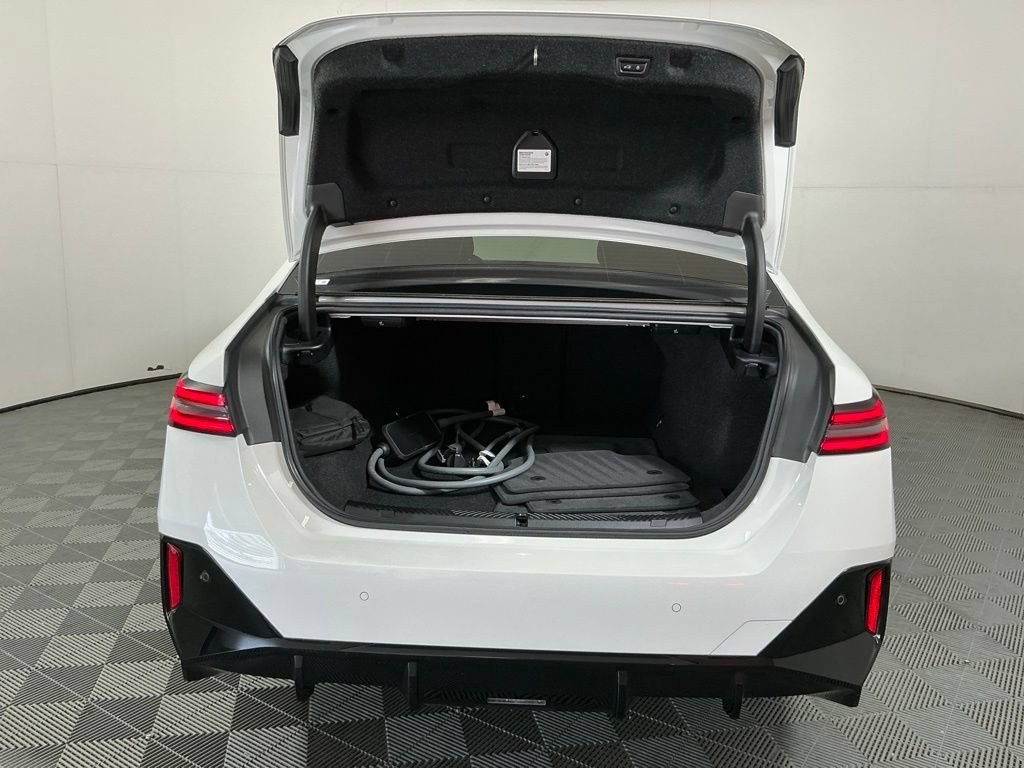 Used 2024 BMW i5 M60 w/ Premium Package AWD/4WD image 29
