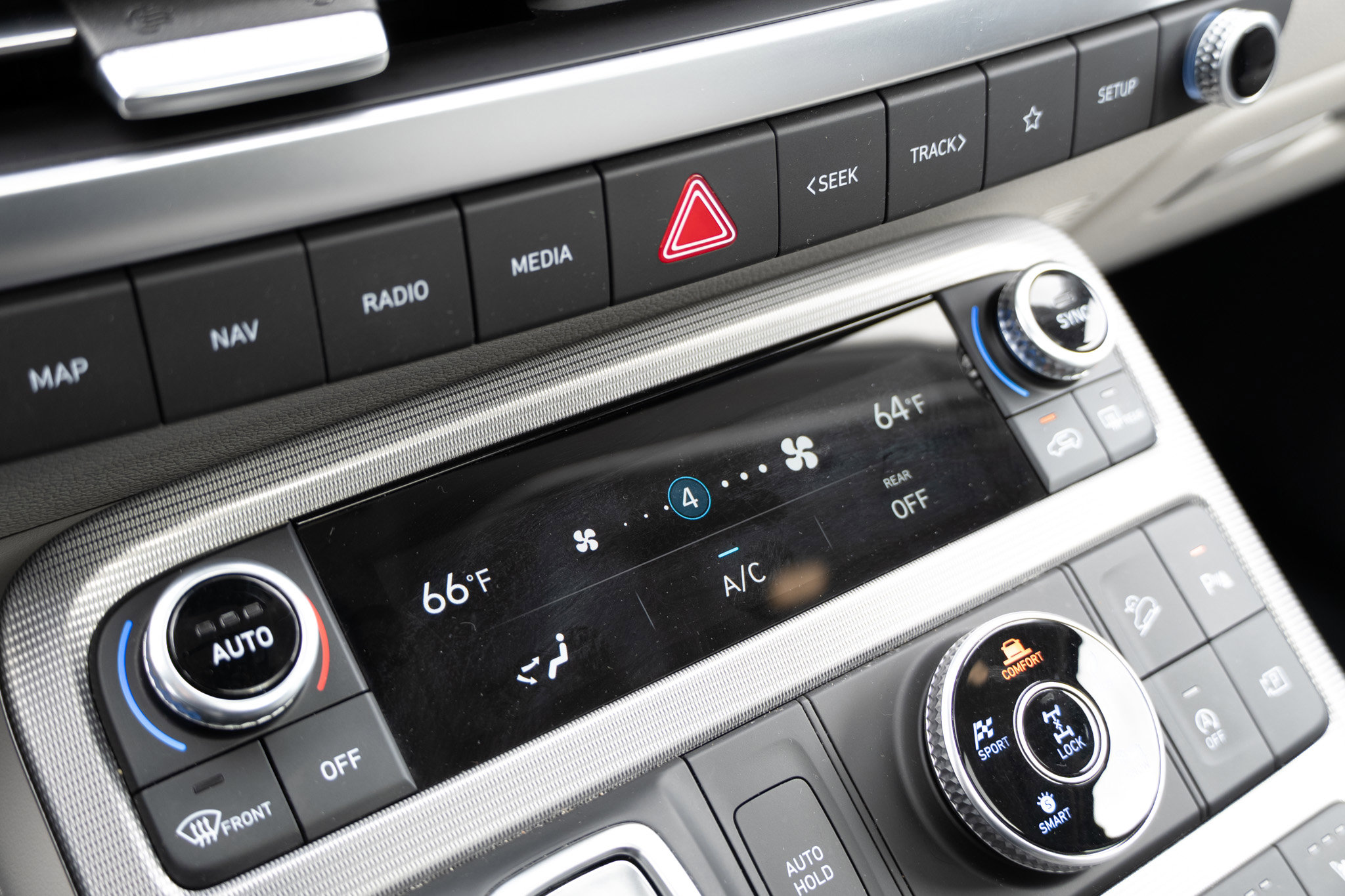 Used 2024 Hyundai Palisade Calligraphy image 47