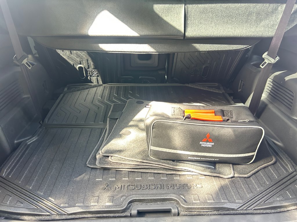New 2026 Mitsubishi Outlander ES AWD/4WD image 16