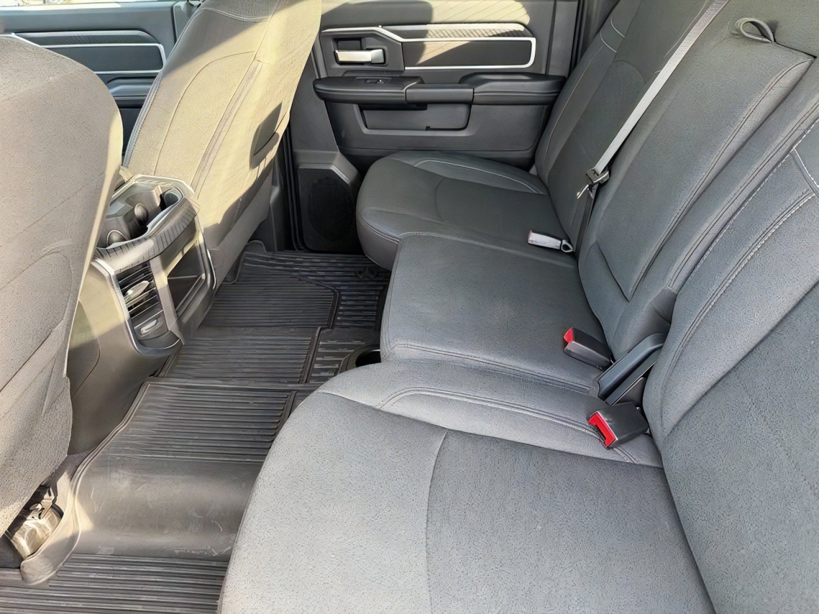 Used 2025 RAM 3500 Big Horn AWD/4WD image 13