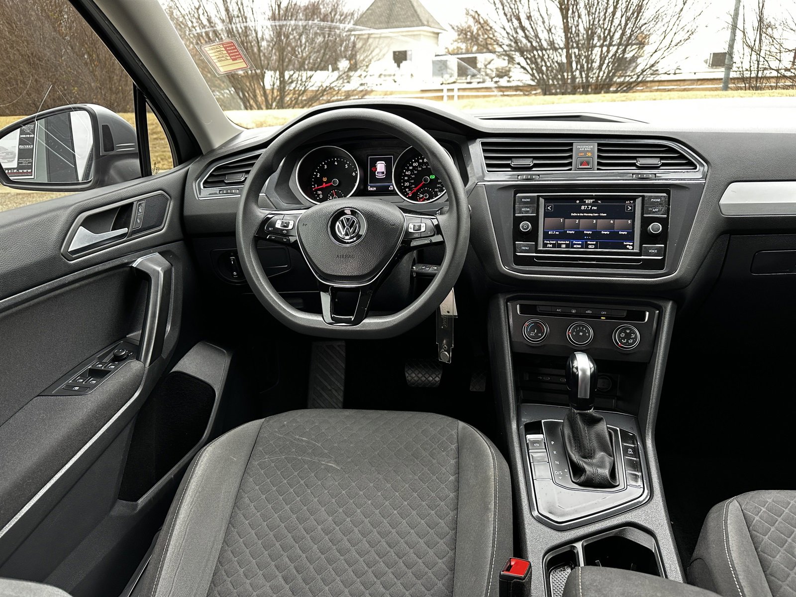 Used 2021 Volkswagen Tiguan S image 22