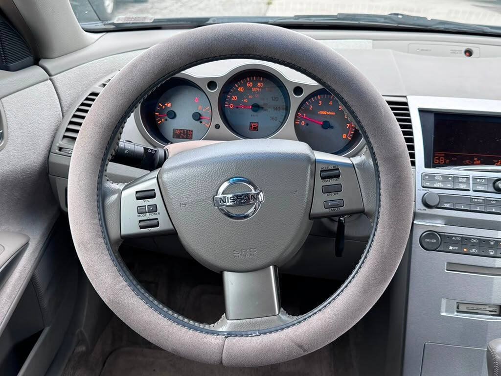 Used 2005 Nissan Maxima 3.5 SE FWD image 17
