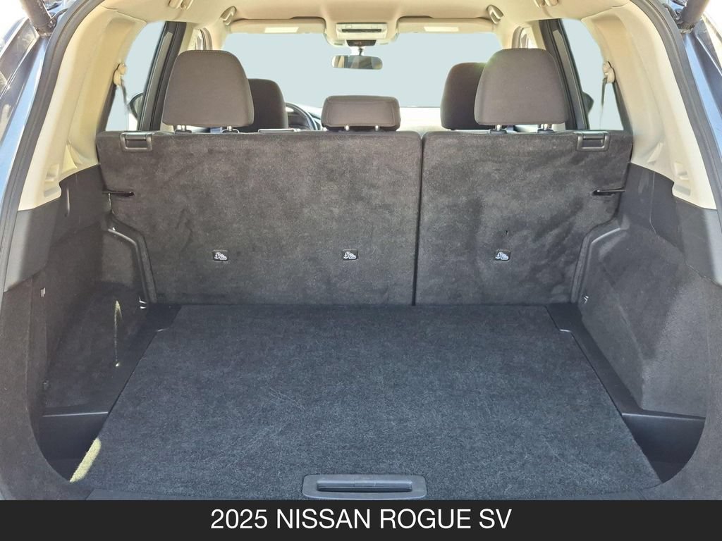Used 2025 Nissan Rogue SV AWD/4WD image 23