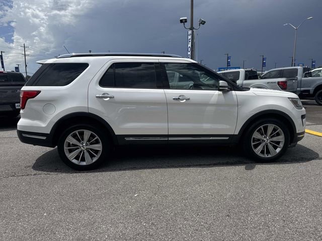 Used 2018 Ford Explorer Limited w/ Equipment Group 301A FWD image 4