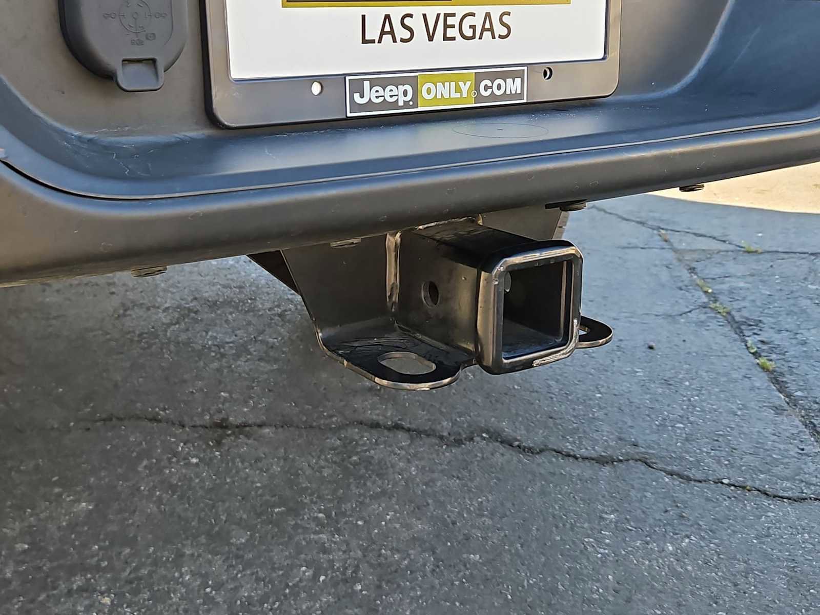 Used 2022 Jeep Gladiator Sport image 32