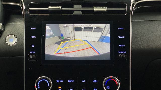 Used 2023 Hyundai Santa Cruz SEL AWD/4WD image 14