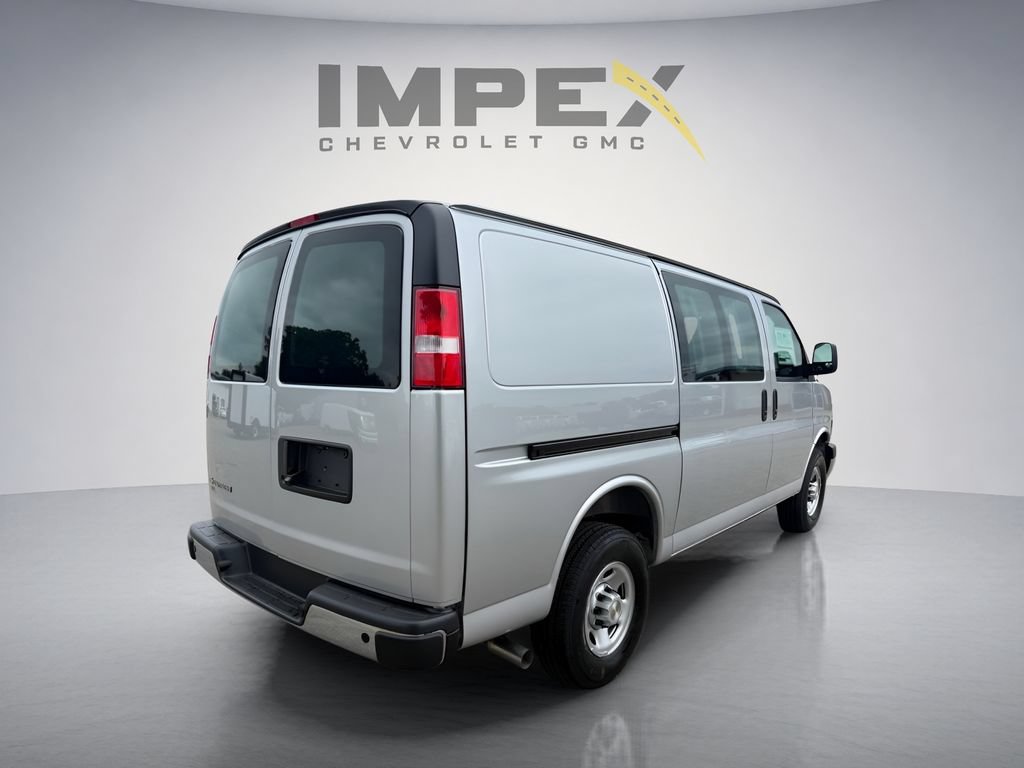 New 2026 Chevrolet Express 3500 Extended w/ Driver Convenience Package RWD image 5
