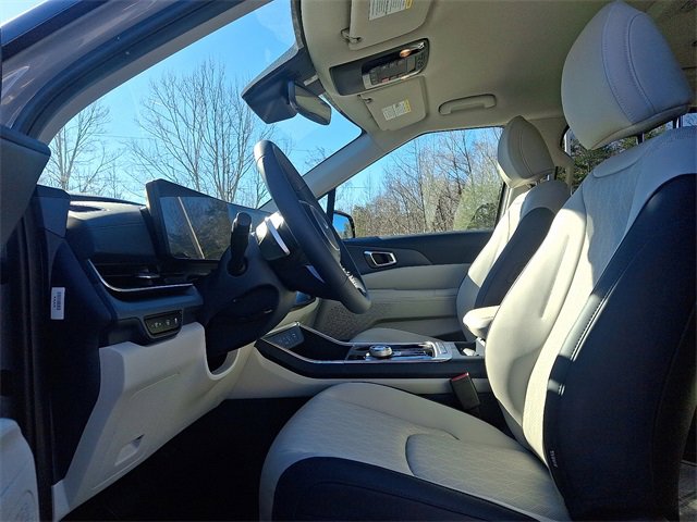 New 2026 Kia Carnival EX image 9