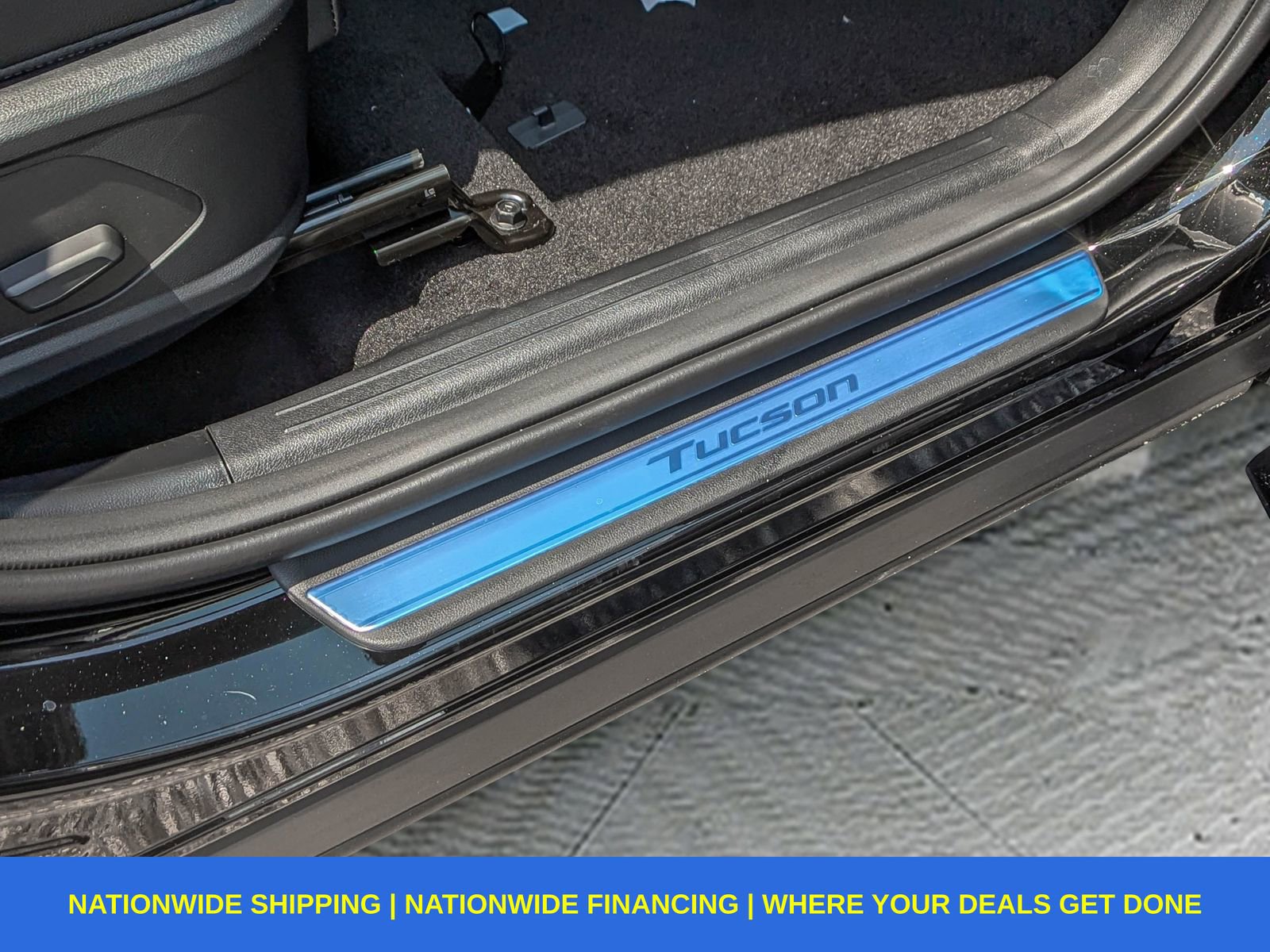 New 2025 Hyundai Tucson Limited image 16