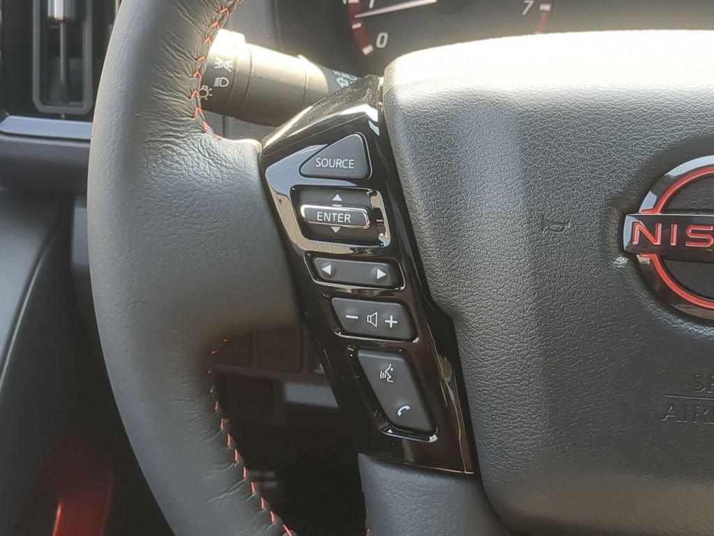 New 2025 Nissan Frontier Pro-X w/ Pro Premium Package RWD image 18