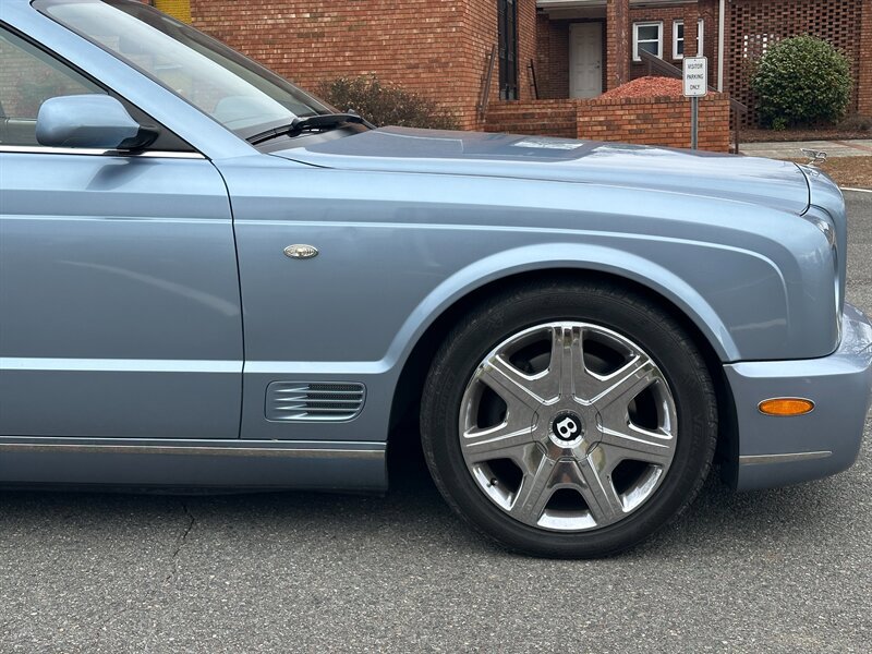 Used 2007 Bentley Azure image 5