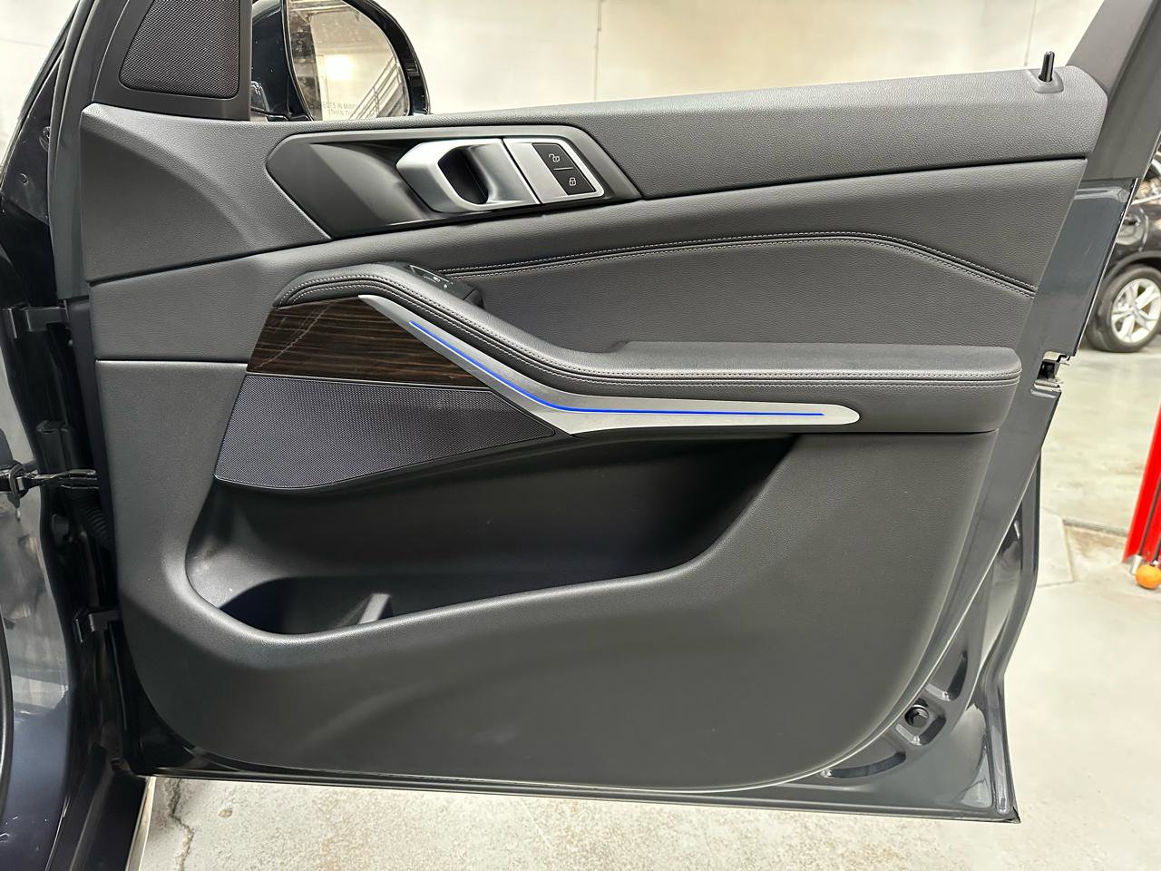 Used 2019 BMW X5 xDrive40i w/ Convenience Package image 8