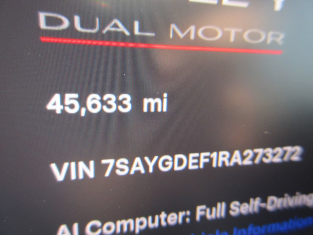 Used 2024 Tesla Model Y Performance AWD/4WD image 34