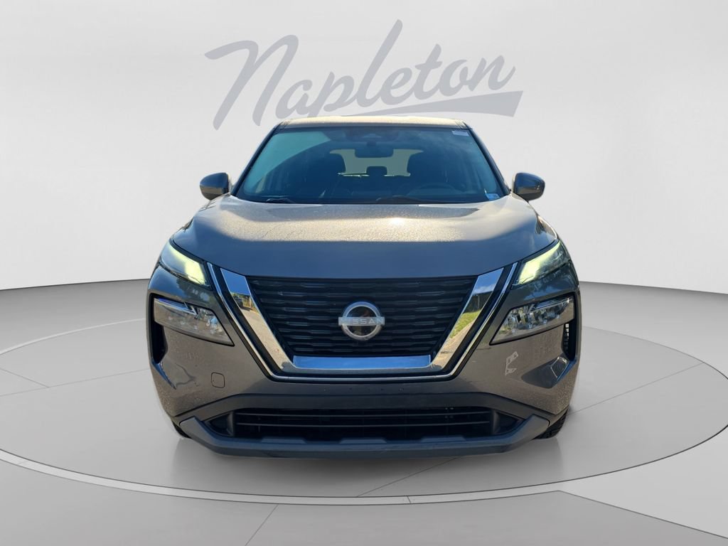 Used 2023 Nissan Rogue SV AWD/4WD image 9