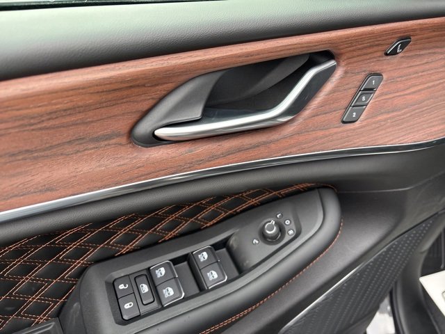 New 2025 Jeep Grand Cherokee Summit w/ Adv Protech Group IV image 21