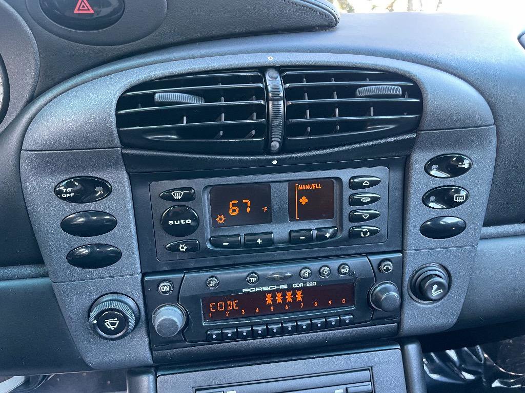 Used 1999 Porsche 911 Carrera image 15