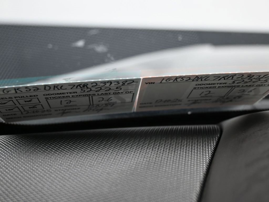 Used 2024 GMC Yukon Denali image 10