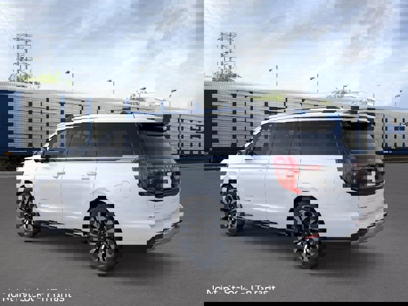 New 2025 Ford Expedition Platinum w/ Driver's Package image 27
