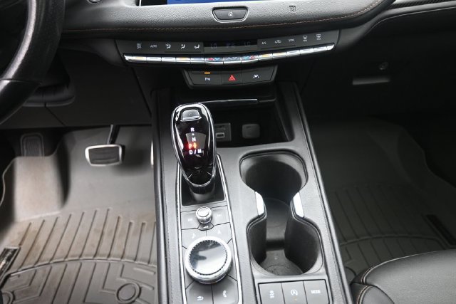Used 2020 Cadillac XT4 Sport w/ Driver Awareness Package AWD/4WD image 13