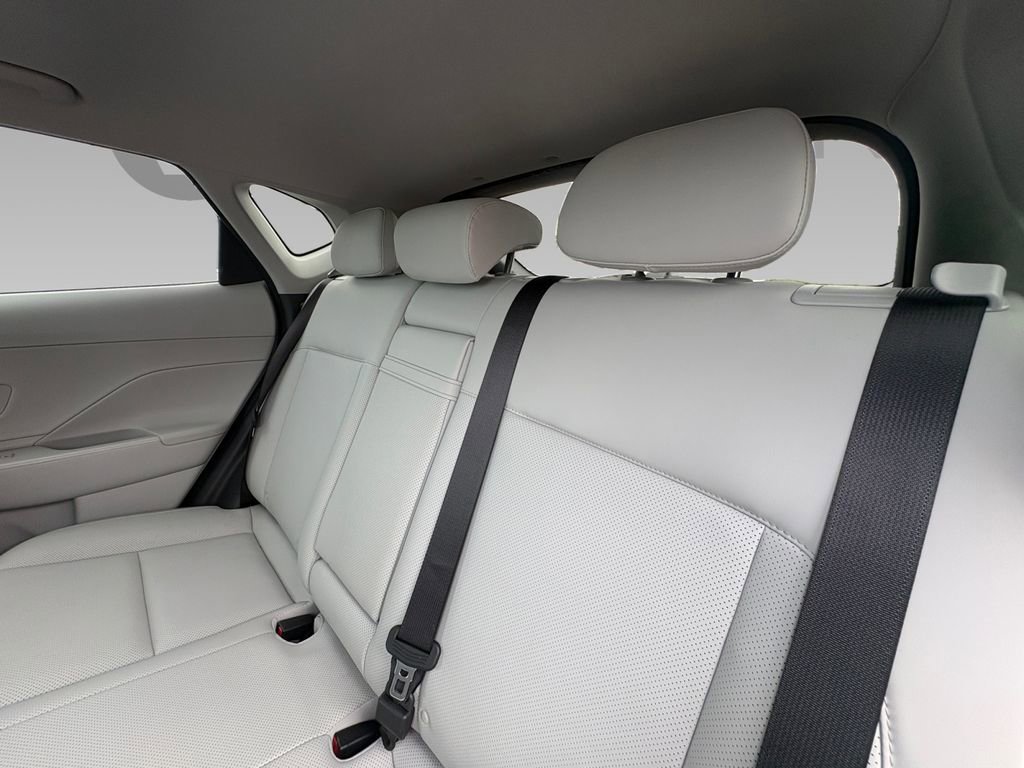 Certified 2024 Hyundai Kona Limited AWD/4WD image 5