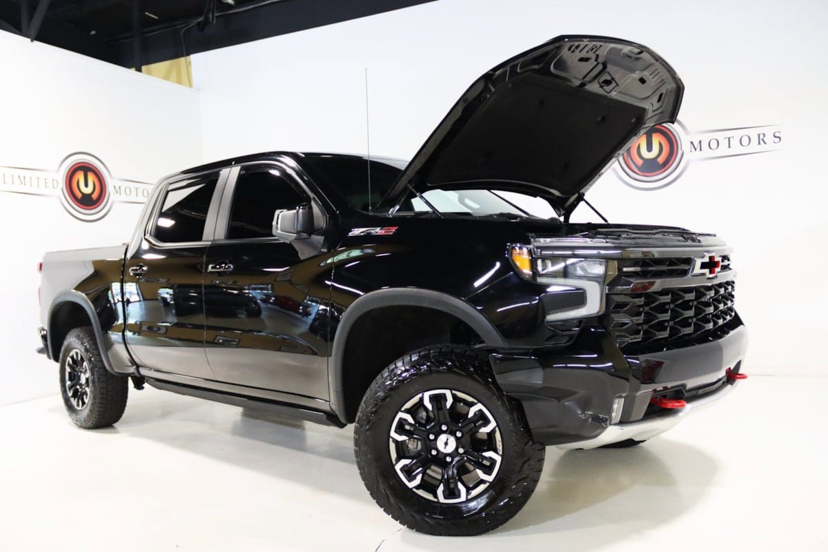 Used 2022 Chevrolet Silverado 1500 ZR2 w/ Technology Package AWD/4WD image 31