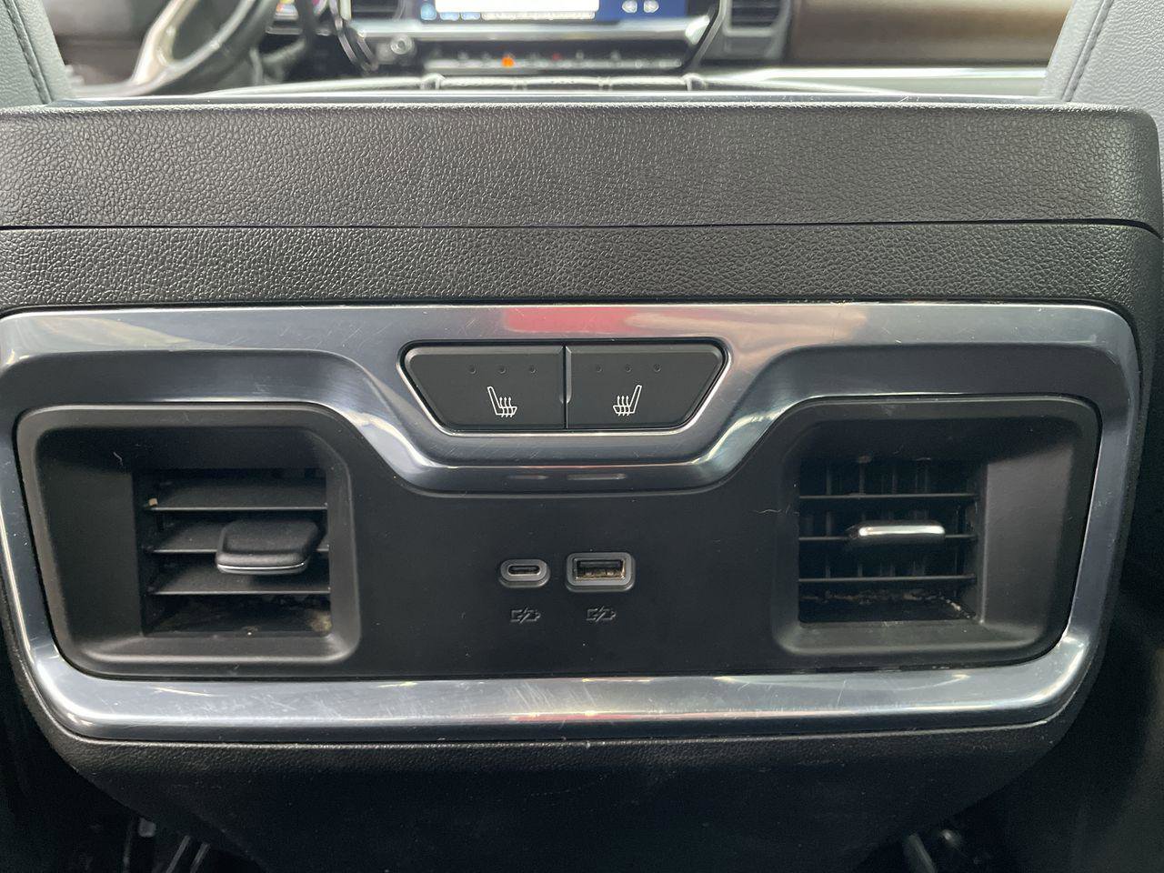 Certified 2024 Chevrolet Silverado 2500 High Country w/ Technology Package image 22