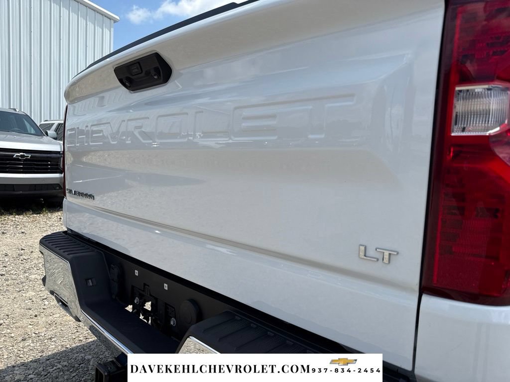 Used 2023 Chevrolet Silverado 1500 LT AWD/4WD image 32