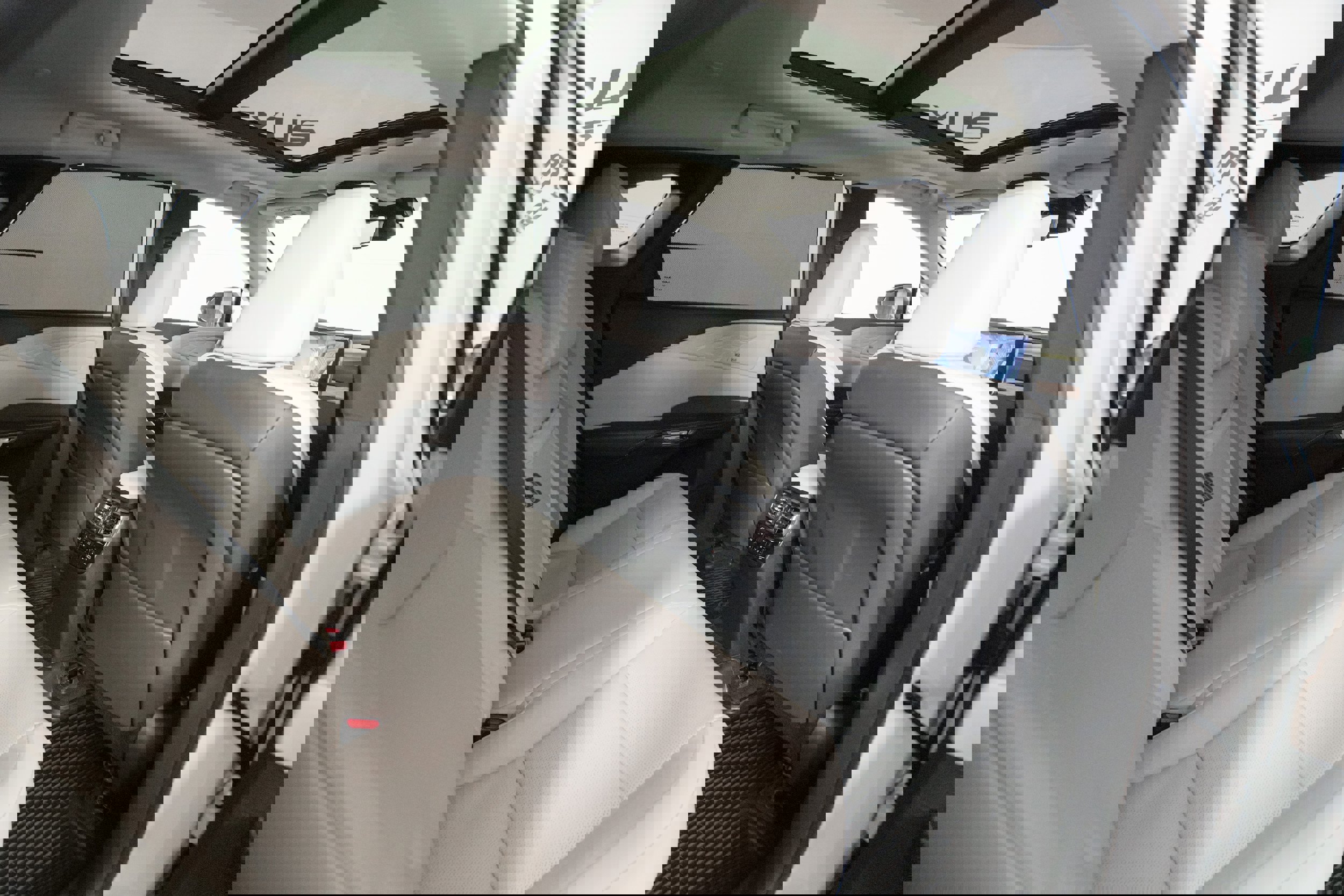 Certified 2025 Lexus RX 350 Luxury image 18