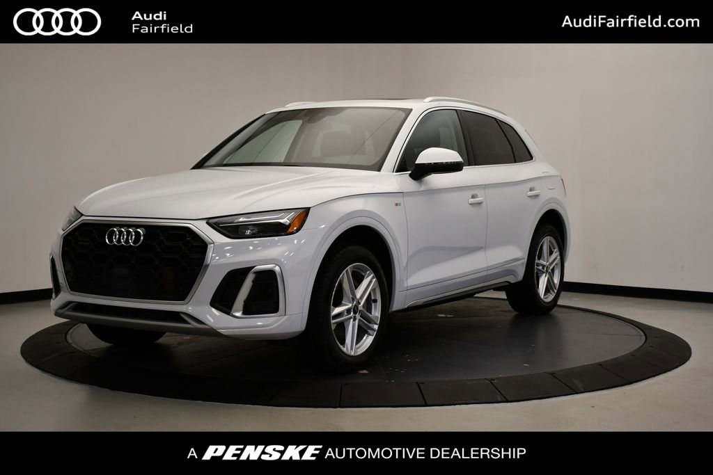 Used 2024 Audi Q5 e Premium w/ Convenience Package