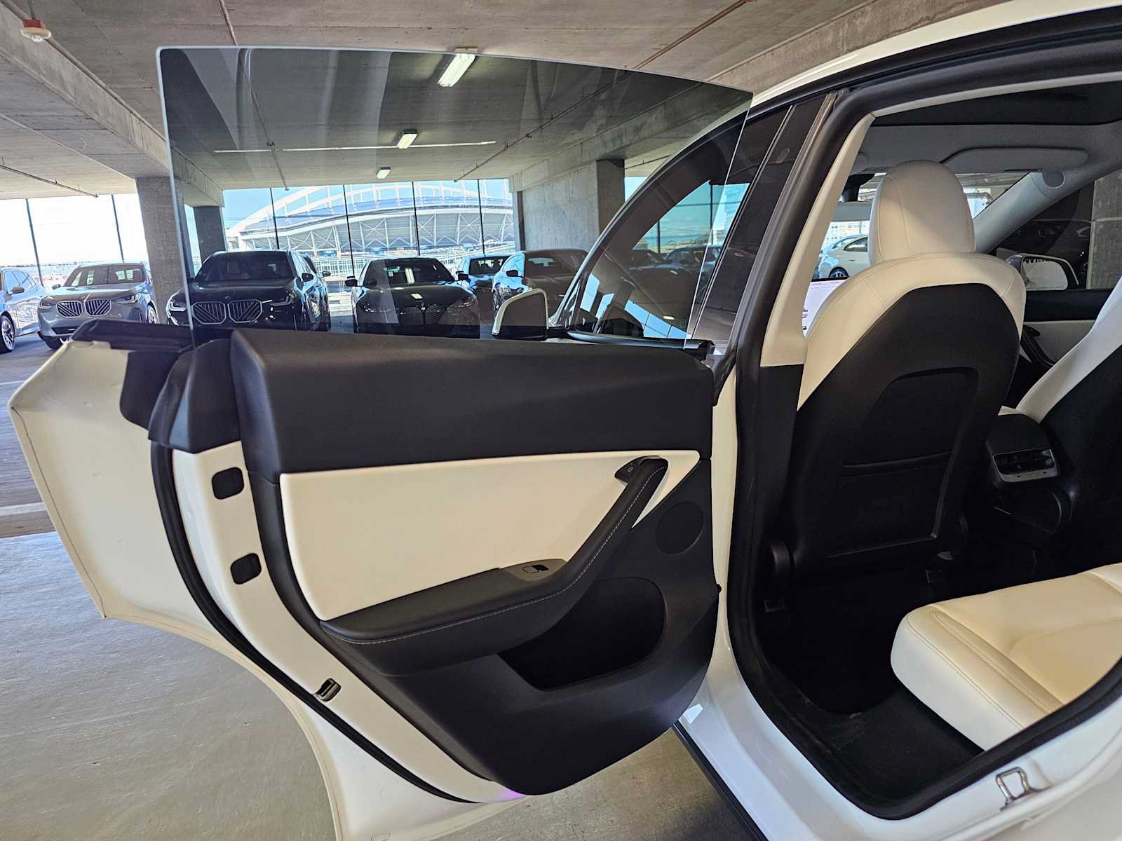 Used 2020 Tesla Model Y Performance AWD/4WD image 24