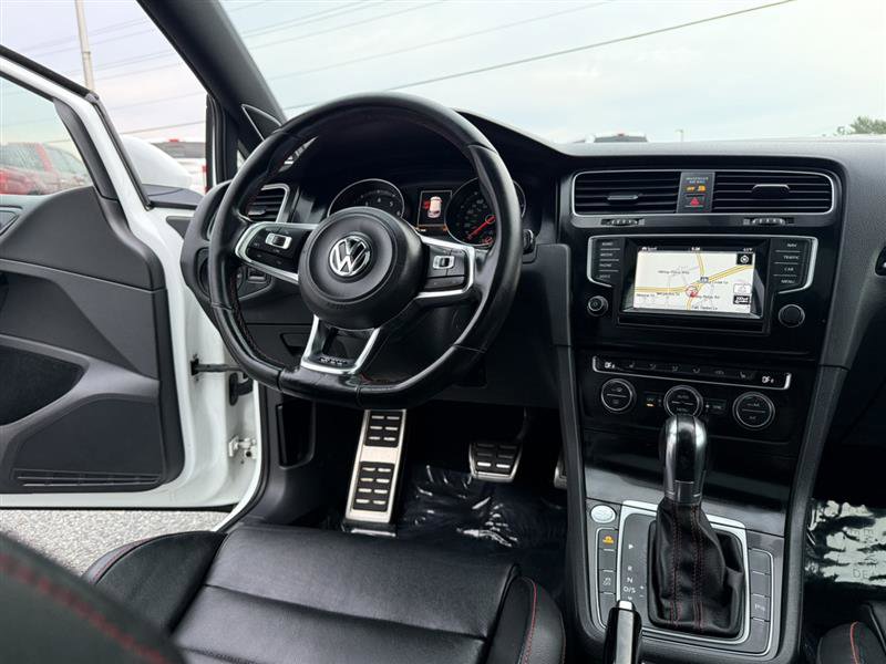 Used 2015 Volkswagen GTI Autobahn w/ Lighting Package (SEL) image 25
