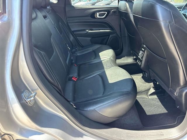 Used 2022 Jeep Compass High Altitude AWD/4WD image 16