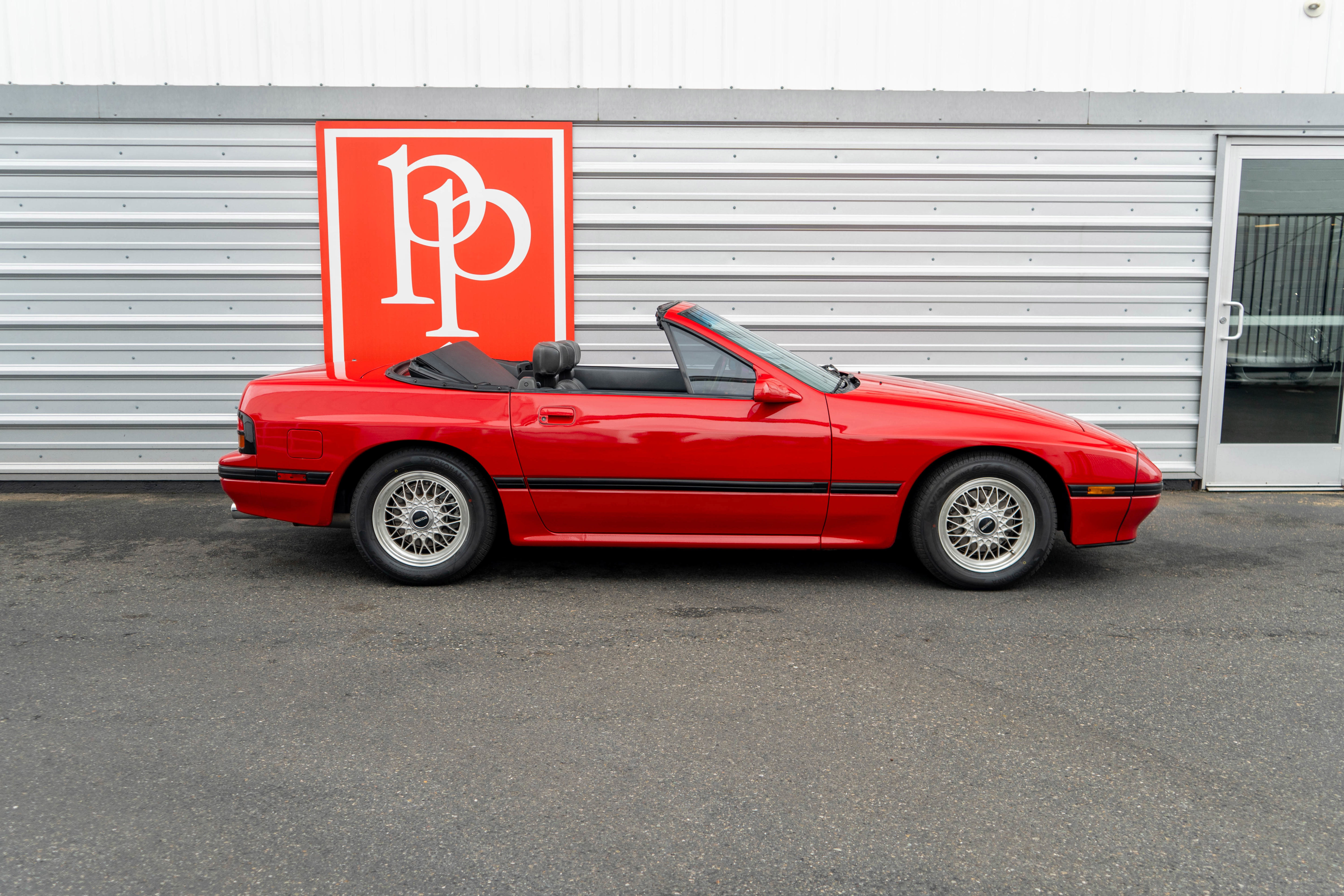 Used 1988 MAZDA RX-7 Convertible RWD image 39