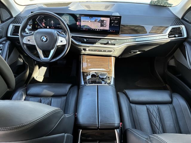 Used 2025 BMW X7 xDrive40i image 13