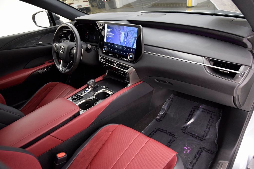 Used 2024 Lexus RX 500h F Sport w/ Convenience Package image 15
