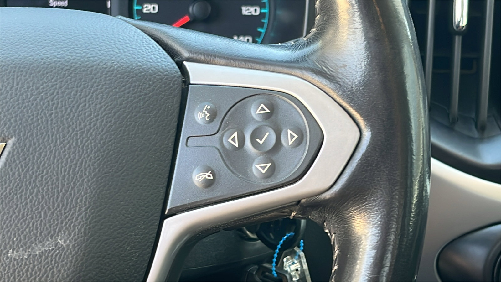 Used 2022 Chevrolet Colorado LT w/ Fleet Safety Package image 18