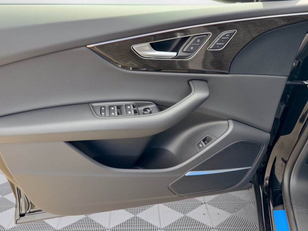 New 2027 Audi Q8 Premium AWD/4WD image 14