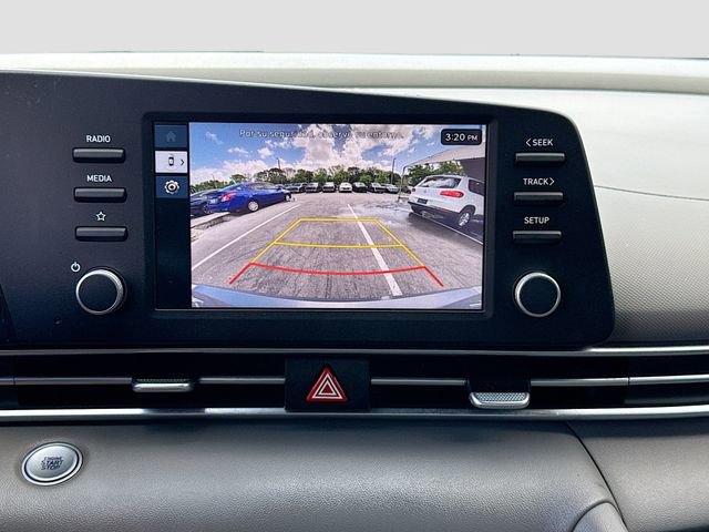 Certified 2025 Hyundai Elantra Sport FWD image 13
