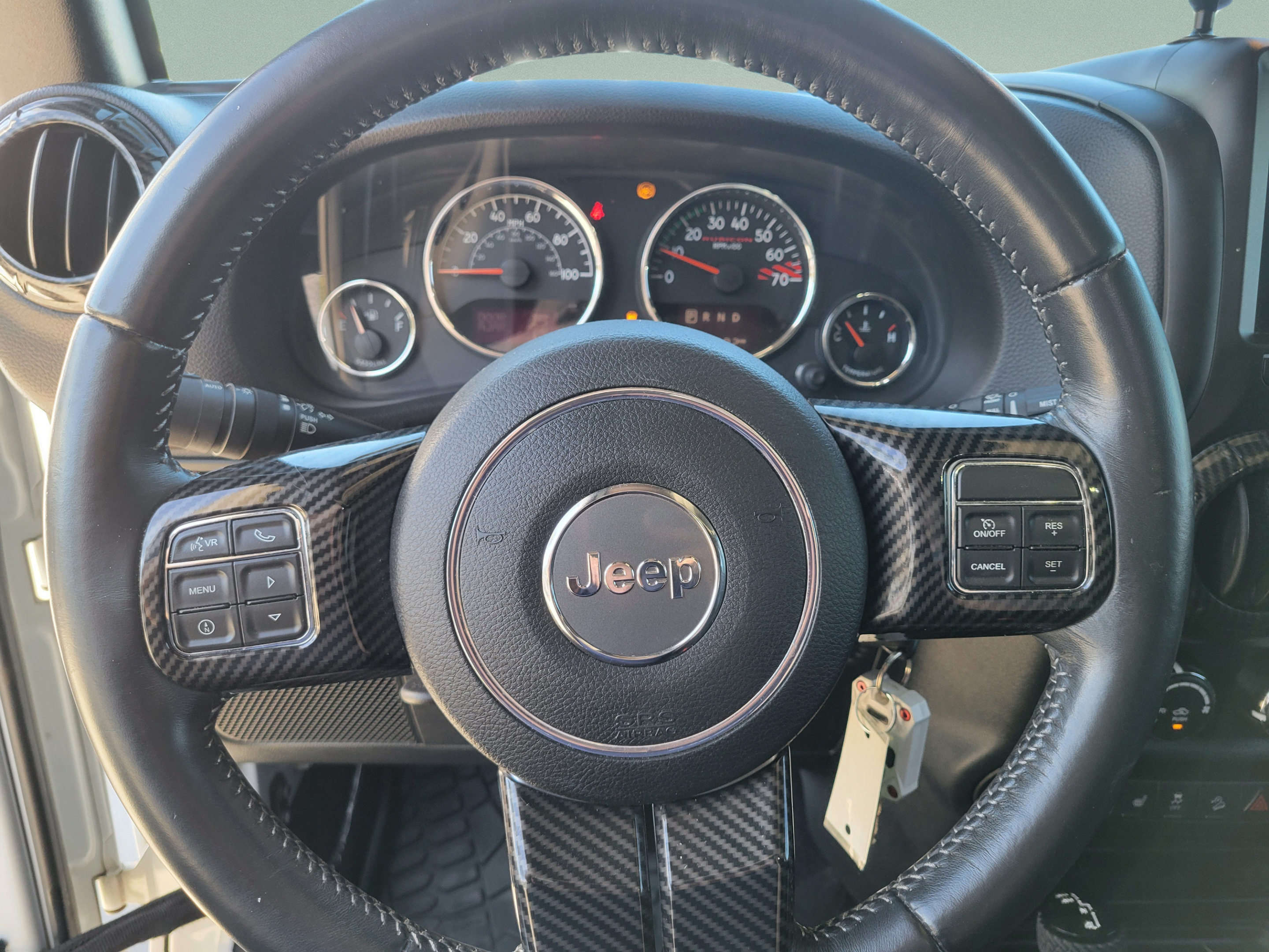 Used 2016 Jeep Wrangler Unlimited Rubicon AWD/4WD image 12
