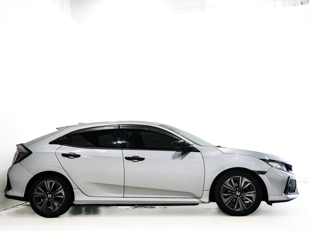 Used 2017 Honda Civic EX image 5