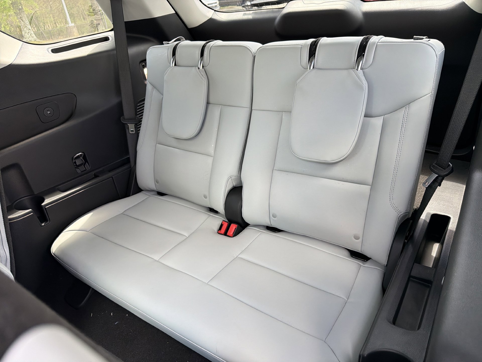New 2026 Ford Explorer Platinum w/ LUX Leather Package AWD/4WD image 24