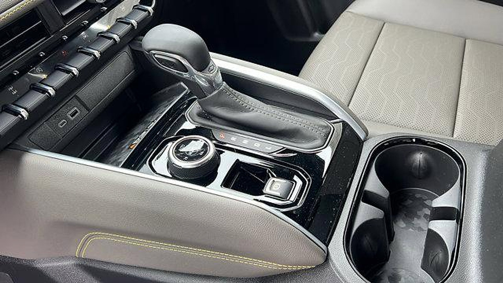 New 2026 Chevrolet Colorado ZR2 w/ Technology Package image 22