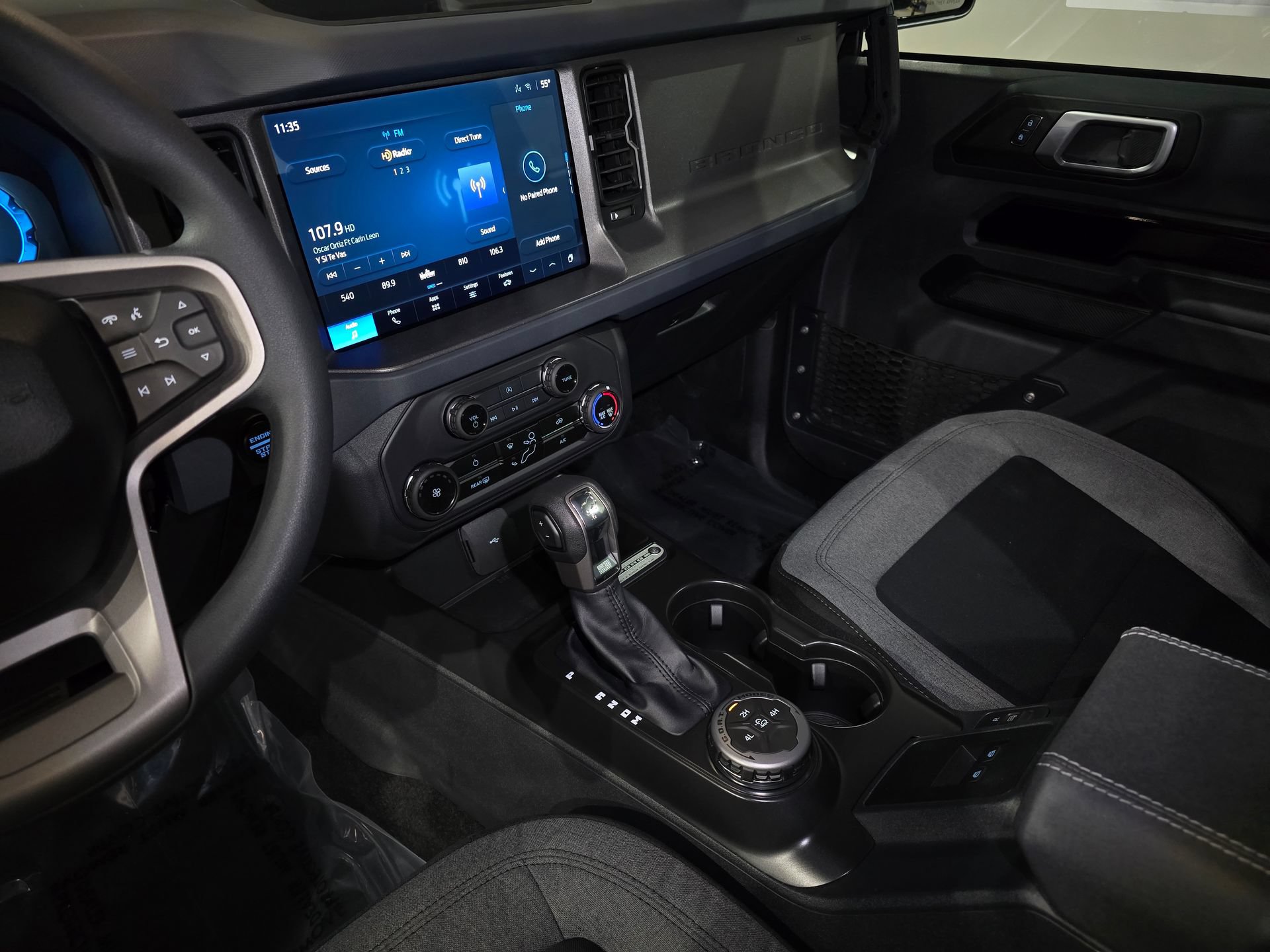 New 2025 Ford Bronco 2-Door AWD/4WD image 18