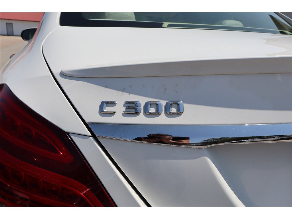 Used 2015 Mercedes-Benz C 300 Sedan image 6