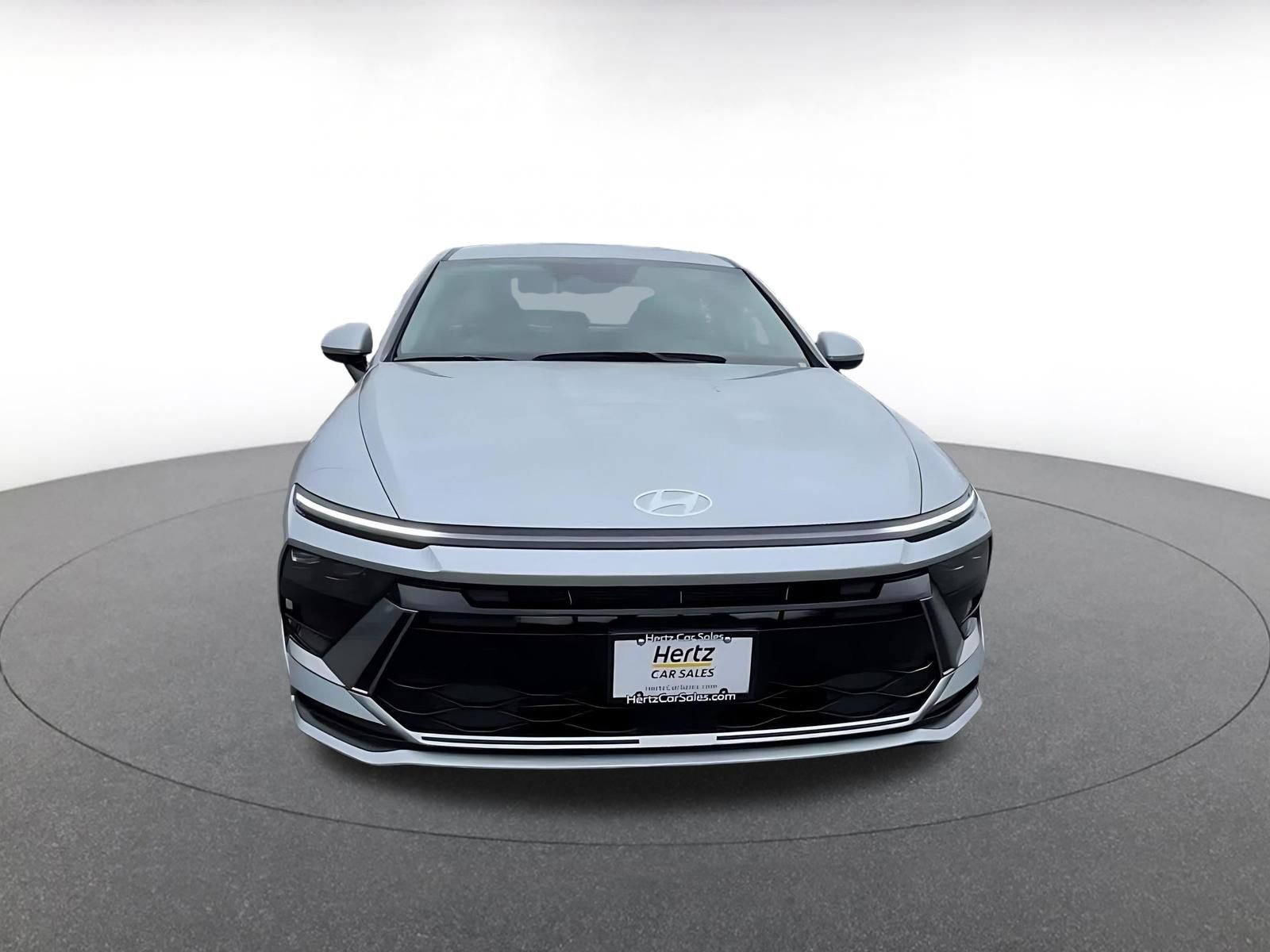 Used 2025 Hyundai Sonata SEL FWD image 4